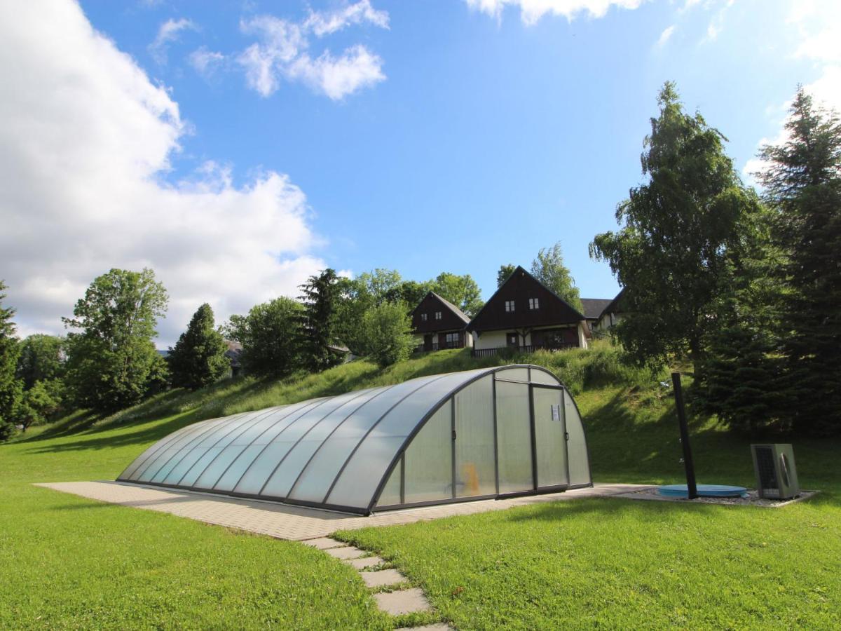 Holiday Home Holiday Hill E52 By Interhome Černý Dŭl Kültér fotó