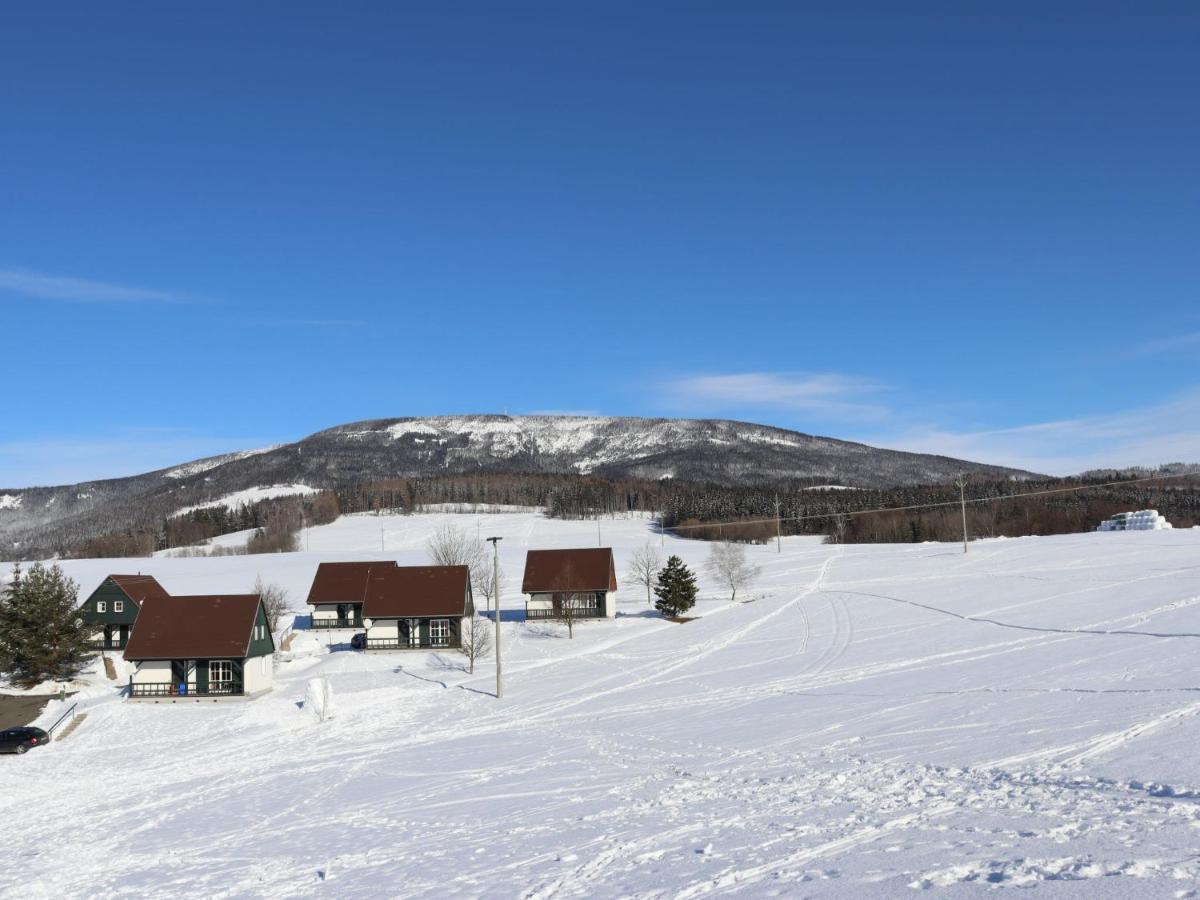 Holiday Home Holiday Hill E52 By Interhome Černý Dŭl Kültér fotó